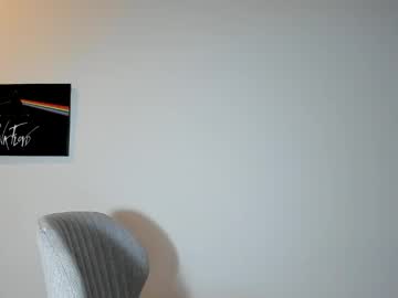 0amy1, 20 years old, Tip 34 tokens to roll the dice and win a prize! #dance #squirt #young #shy #smoke, webcam photo