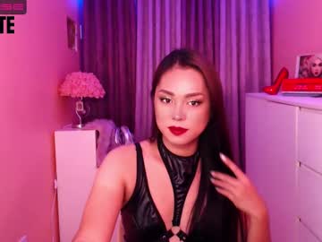 Skinny Asian cam girl 1miracle_tranny live in HD