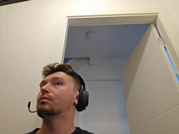 8inchdude93 big cock cam stud streaming live