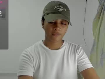 Hairy cam model _blairwest_, 20 yrs live now