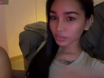 Skinny Asian cam girl _cumonu69_ live in HD