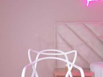 Squirting cam girl _gaby_x age 23 yrs live now