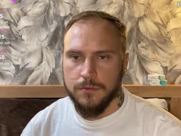 Live gay cam model _hermann__25 yrs streaming now in HD