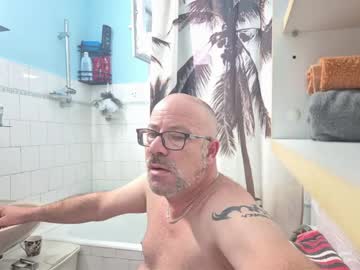 _joker69_, 42 years old, Goal: ?Will u make me cum? / PVT open? #bigcock #married #chubby #new #straight - Next Goal: ??CUMshow / PVT open?, webcam photo
