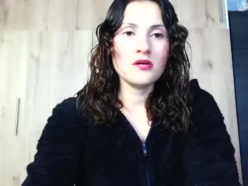 Feet Cams Live model _lindasy_, age 28 streaming Foot Fetish VR