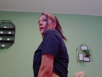 Hairy cam model _lissa_ann_ live now