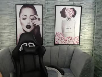 _mia_sweet_b, GOAL: Sexy Dance [10 tokens remaining] BALLONS SHOW ? Welcome to my room! #milk #new #latina #bigboobs #18, webcam photo