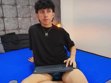 Aaron_blaze_, Goal: ??Sexy Dance? #new #bigcock #young #feet #latino ?? - Next Goal: ??Show Feet ?, webcam photo