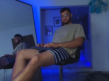 Alekfoxx_ big cock cam stud 23 yrs streaming live