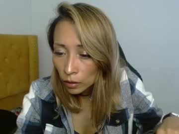 Live Milf Alexiajames_, 32 yrs - Hot Milf Cams
