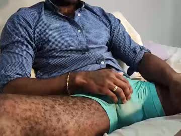 Catch me live as Alexjones5500, age 30 yrs in premium male cam shows