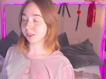 Feet Cams Live model Alexxissky, age 19 streaming Foot Fetish VR