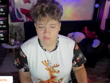 Hairy cam model Alexxxmorris, 21 yrs live now