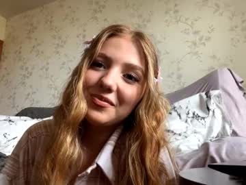 Alfrediamalcom, 18 years old, My name is Maria! I #new & #young model #18 #blonde #shy goal:  Look how my dress tight my body^^ [50 tokens remaining], webcam photo