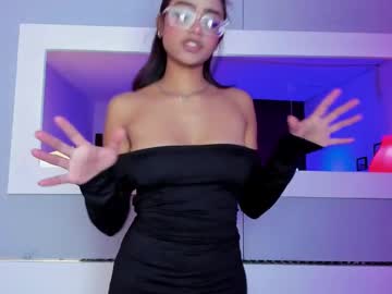 Catch me live as Alice_simmons in premium male cam shows