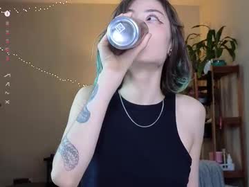 Skinny Asian cam girl Alicekit | 21 yrs live in HD