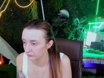 Alicelidse, GOAL: zoom my favorite tattoo  37 [1000 tokens remaining] Welcome to my room! #new #smoke #life #nonude #18, webcam photo