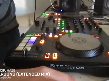 Alien8720, Welcome to DJ Alien Room! Sit back and relax listening to different types of music like Deep House and Techno. Hope you all enjoy and have a great time, chatting is encouraged :) #party #new #cute, webcam photo