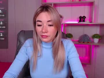 Alisacoksss, GOAL: Make me happy?? [2210 tokens remaining] Glad to see you in my room :3 #new #lovense #bigboobs #pvt #, webcam photo