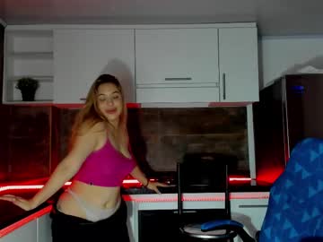 Alissa_roggers, 19 years old, bounce tits [30 tokens left] Welcome to my room, ready to have fun with my pussy #new #curvy #latina #bigboobs #squirt, webcam photo