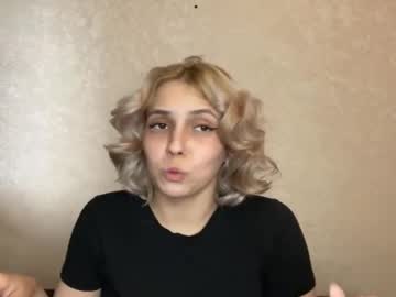 Alonatempler, Goal:(  turn around    )Hello guys ^my name is  Lisa  ?Welcome to my room ?^ #new  #shy #natural #18 #bigboobs [19 tokens remaining], webcam photo