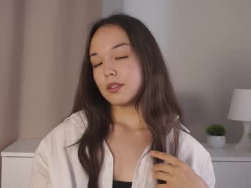 Alphachamul, 18 years old, GOAl!:to cool me down with an ice cube! My name is Liza! / Welcome to my room! #18 #new #young #shy #asian [99 tokens remaining], webcam photo