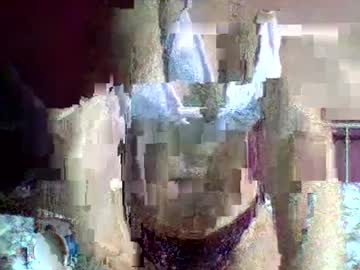 Squirting cam girl Alysugartits age 27 yrs live now