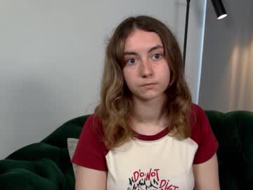 Feet Cams Live model Amalialambert, age 20 streaming Foot Fetish VR