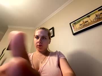 Amandainbloom • awesome27y • Candy House • public
