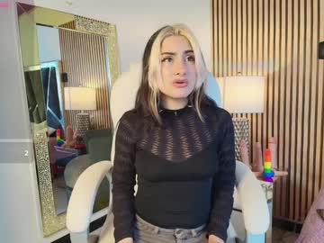 Amapolagoddess, 18 years old, ? goal:suck my finger with eye contact <3 <3 | - Multi-Goal : A surprise Eliminate Top #skinny #natural #cute #new #german, webcam photo