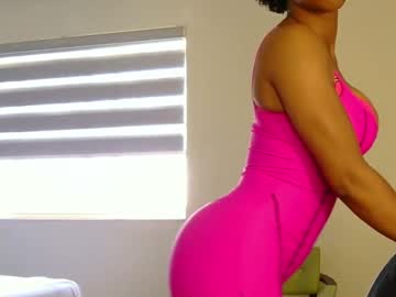 Amazoniandelight2025 • bigtits26y • THE WILD SIDE • public