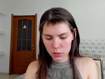 Ameliereve, 22 years old, #cute #topless #18 #roleplay #dirtytalk #shy #tall #slim, webcam photo