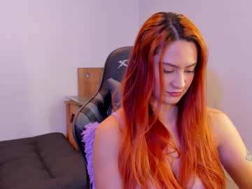 Muscle cam star Amypond__, 22 yrs