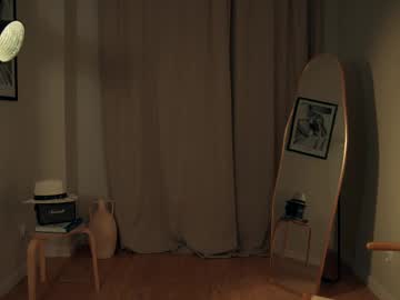 Anamuse • erotic26y • Private estate in Europe • public
