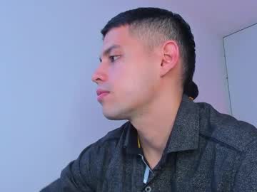 Ander_perez, 21 years old, ???What heat makes in this room, do you accompany me? ? #new #bigcock #young #uncut #lovense, webcam photo