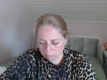 Live Milf Andorphina - Hot Milf Cams
