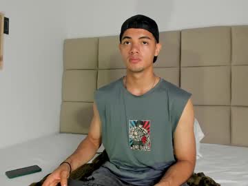 Andrew_colleman1, 21 years old, GOAL: Sexy Dance [298 tokens remaining] Welcome to my room! #deepthroat #cum #bigcock #bigboobs #new, webcam photo