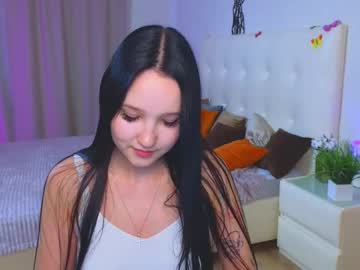 Skinny Asian cam girl Anfisavisti live in HD