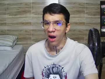 Angel544306, 24 years old, sweet cum (i've taste it before)  #lovense #twink #cute #cum #young [475 tokens remaining], webcam photo