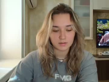 Angelica_angee, 20 years old, GOAL: Dance [298 tokens remaining] Welcome to my room! #shy #18 #teen #young #new, webcam photo