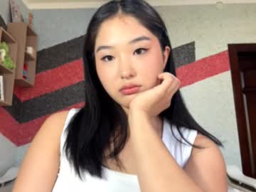 Angilakrapf, 18 years old, Goal:Show underboob  >_<   Hey guys! My name is Mei im new here:) #shy #new #cute #asian #18 [499 tokens remaining], webcam photo