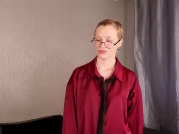 Animee_babe, 18 years old, GOAL: Play with my short [55 tokens remaining] Welcome to my room! #new #cosplay #shorthair #dance #young, webcam photo