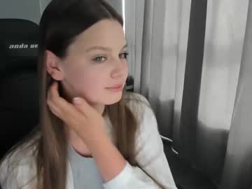 Annaneon, 19 years old, GOAL: make me so happy [500 tokens remaining] Welcome to my room! Hi everyone!!!?prvt open #18 #young #c2c #cute #new, webcam photo