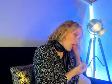 BDSM Master Antonellaevans1 49 yrs live domination webcam