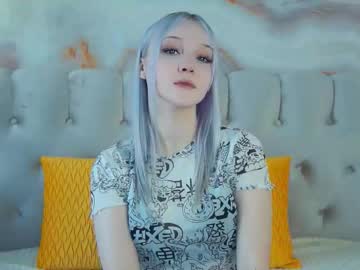 Aquanighty, 18 years old, hello everyone, today is my first day here , let's have fun, i'm #new #shy #natural #18  #young. goal: tease my tongue [29 tokens remaining], webcam photo