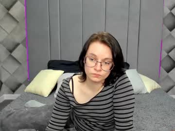 Aris_foxx, GOAL: Smile me to smile? [49 tokens remaining] Welcome to my room! Let's get acquainted #new #shy #teen #skinny #young, webcam photo