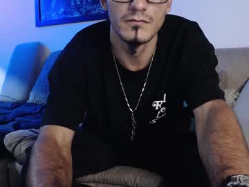 Hairy cam model Armyfratbro live now