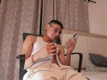 Aron_pipeer, 100% naked #teen #bbc #new #bigcock #ass #feet [150 tokens remaining], webcam photo