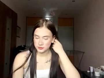 Arthurnezat, 18 years old, Goal: Sexy smack my lips - My name is Katy and I'm #18 year old and i am #shy #new #young girl with #skinny figure and it's my first day here [40 tokens remaining], webcam photo