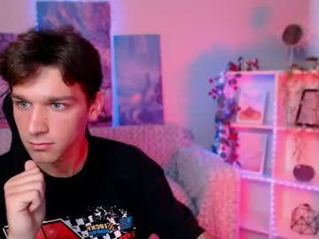 Artie_blaze, GOAL: support dreams new boy here [2222 tokens remaining] Welcome to my room! #18 #new #cute #bwc #nonude, webcam photo
